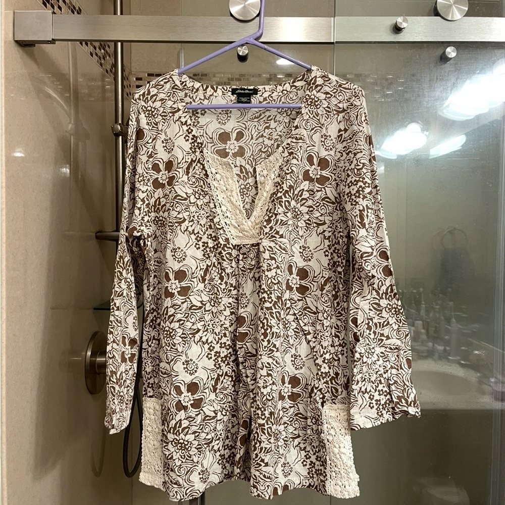 Eddie Bauer Boho Floral Brown and Cream Women's Long Sleeve Top